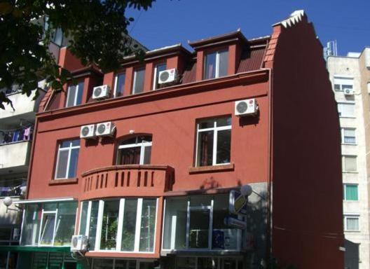 Family Hotel Rujeta Семеен Хотел Ружета - Идеален Център Pavlikeni Exterior photo